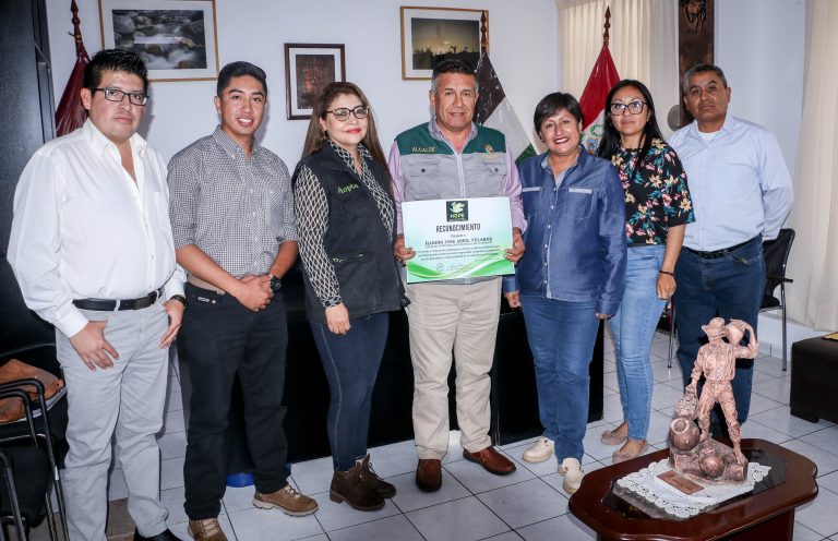 Asociación Pro Animalista reconoció a nuestra primera autoridad edil por la gran gestión que se realiza a favor de las mascotas de nuestro distrito