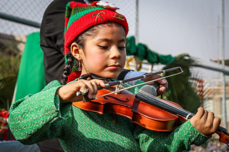 Conmovedor compartir navideño dirigido a nuestros conciudadanos con discapacidad.