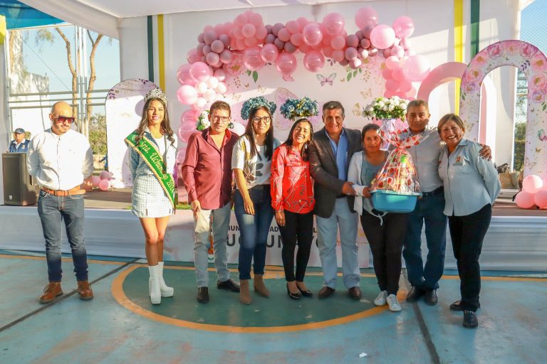 ¡Feliz día de la Madre de El Cural
